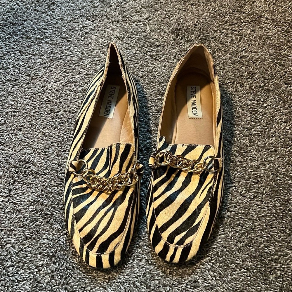 Steve Madden zebra flats